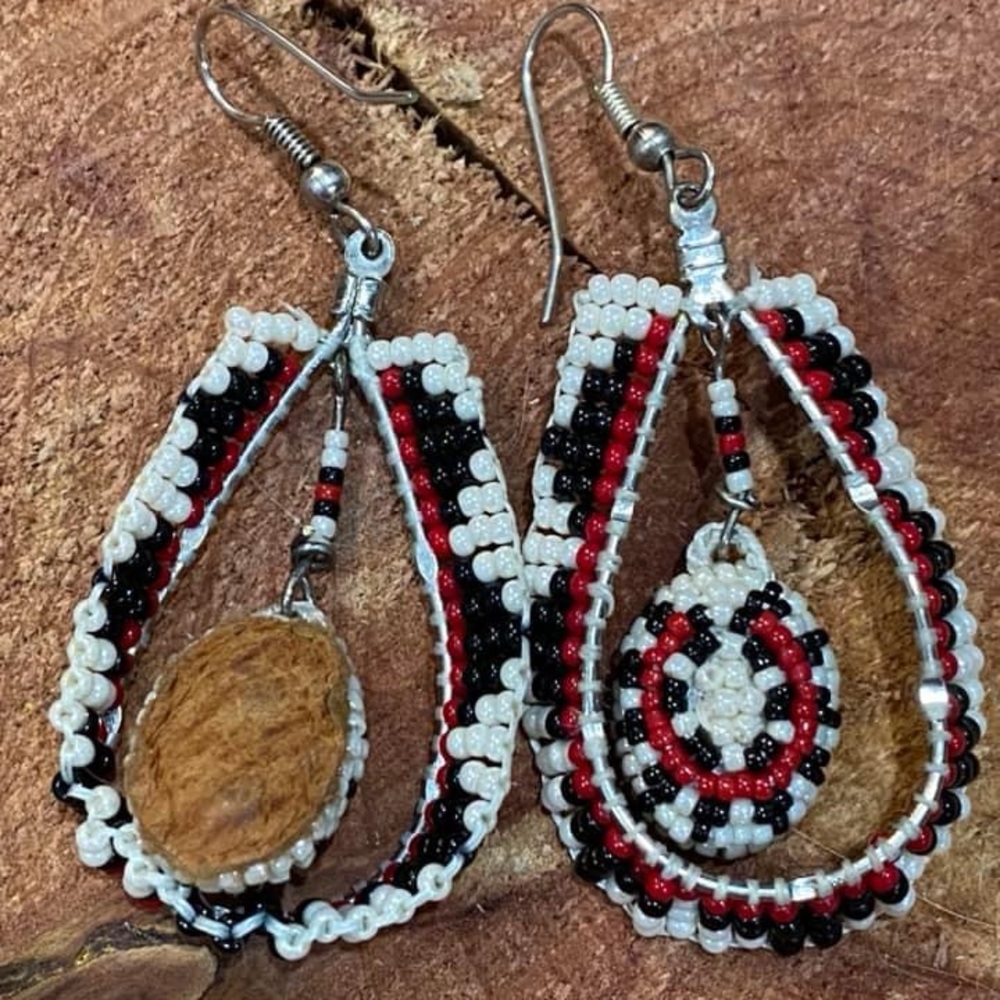 Native American seed bead earrings